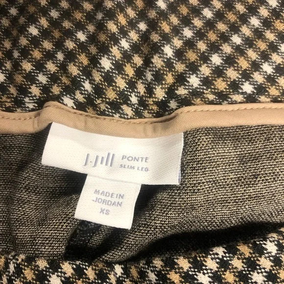 J JILL SLIMMING SKINNY PANTS SIZE XS - Picture 2 of 3